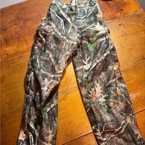 RedHead Camouflage pants size medium youth